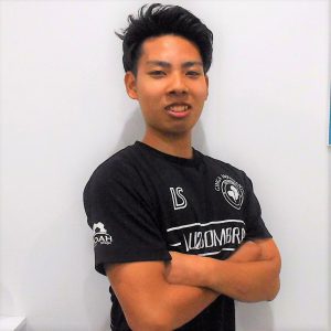 東 直輝