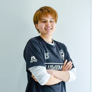 西山 乃彩
