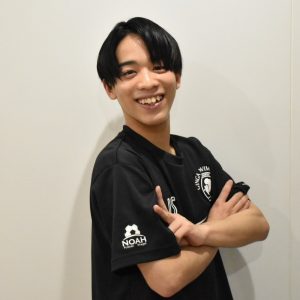 新藤 駿人